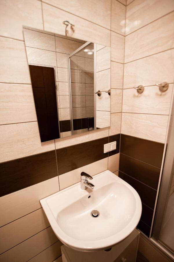 Main Appartments Frankfurt Airport 凯尔斯特巴赫 外观 照片